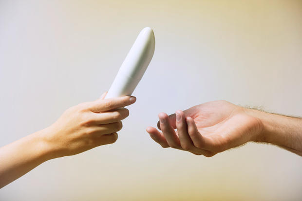 i sex toys aggiungono pepe al rapporto se entrambi hanno scelto di usarli