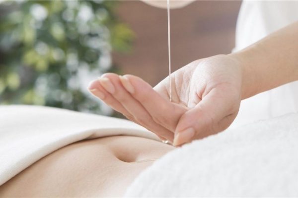 corpo a corpo con il massaggio nuru