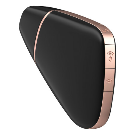 Succhiaclitoride con app Satisfyer Love triangle